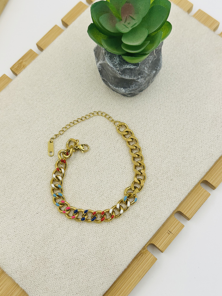 Multicolored golden curb bracelet