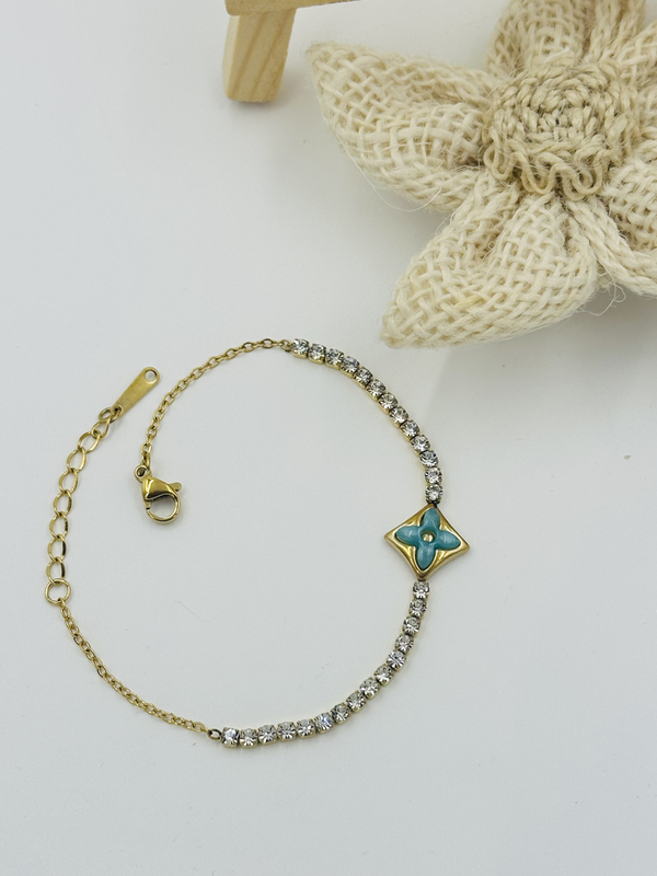 Classy stones flower bracelet