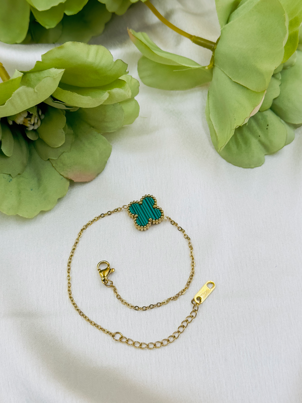 Green clover chain bracelet