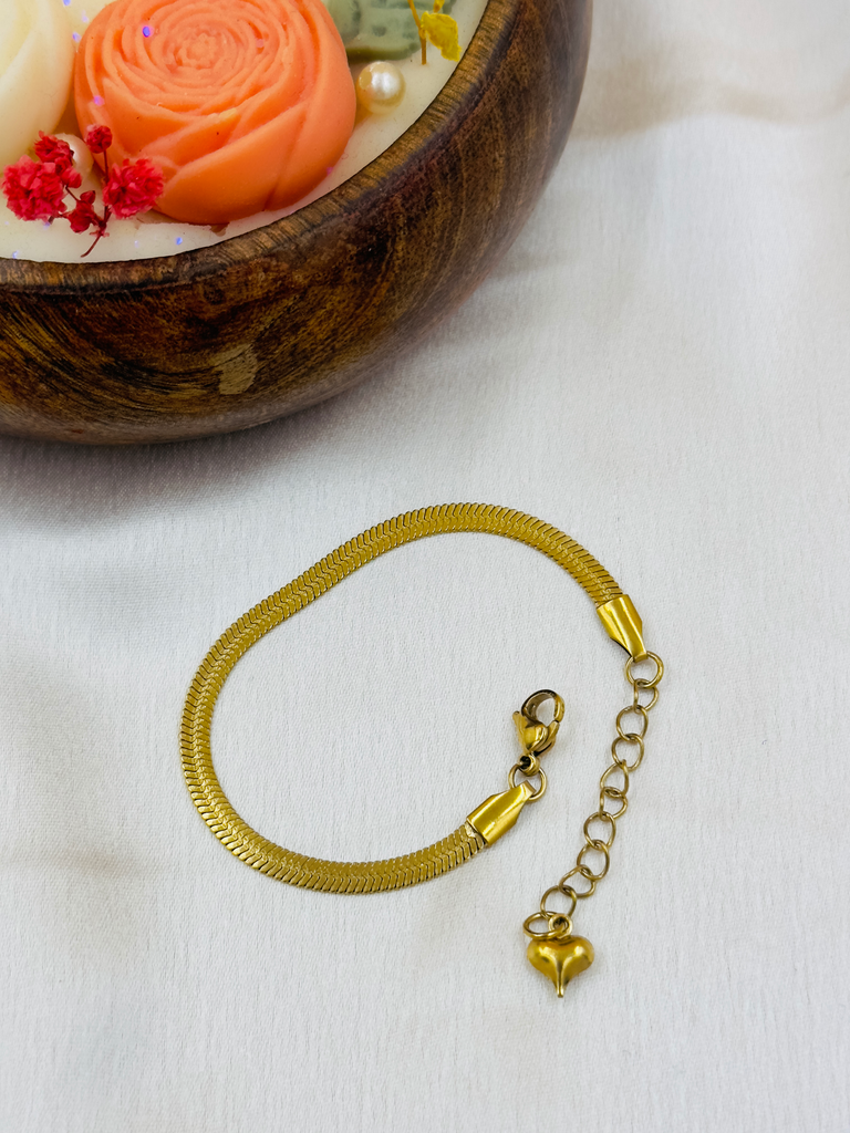 Plain snake chain bracelet