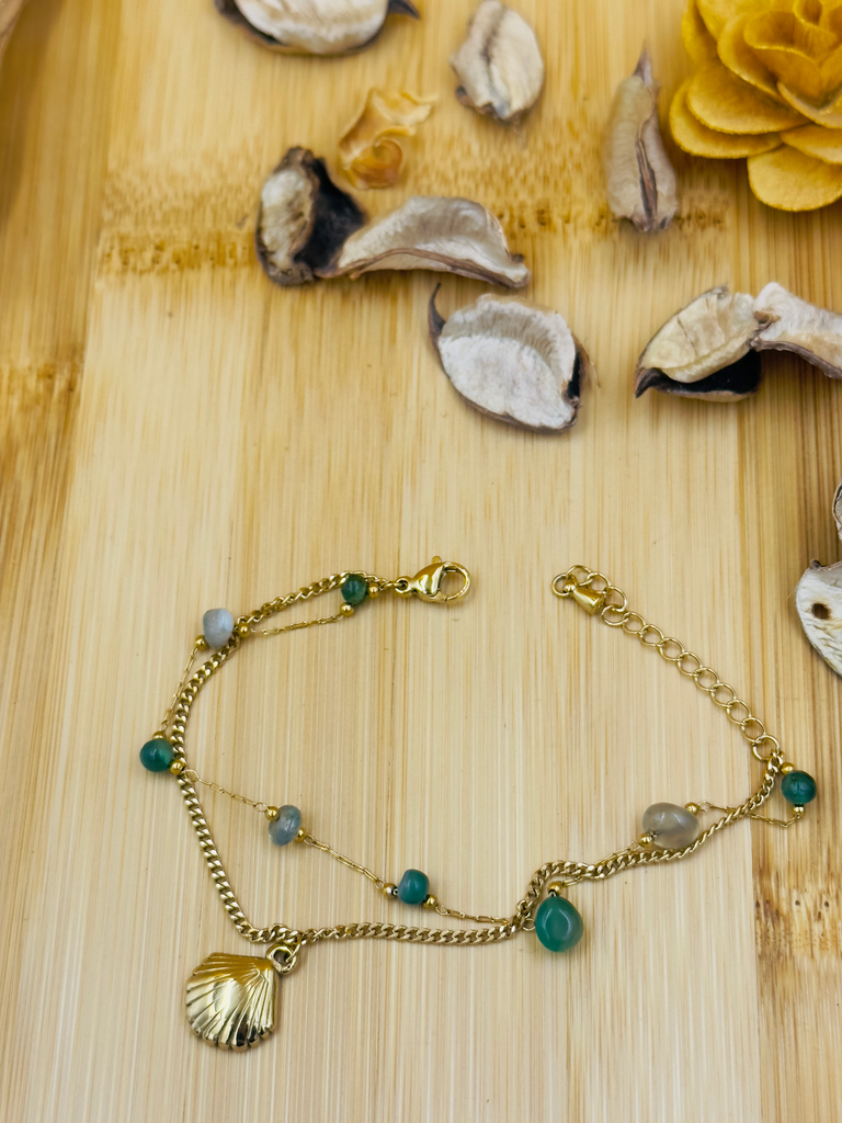 Sea green shell bracelet