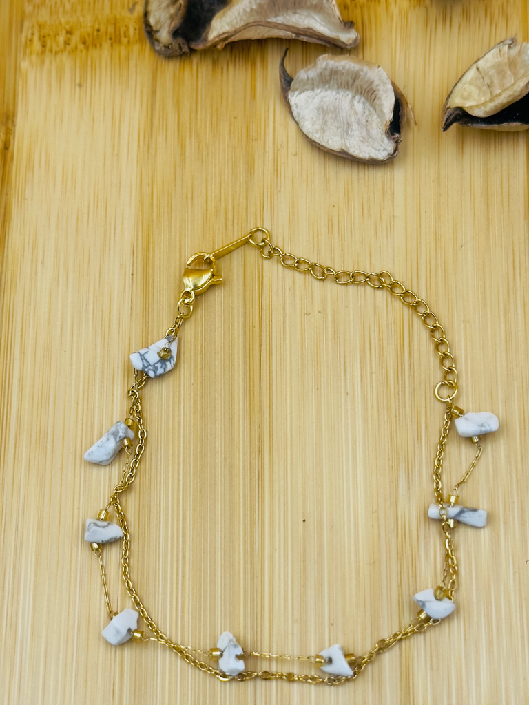 White pebble bracelet