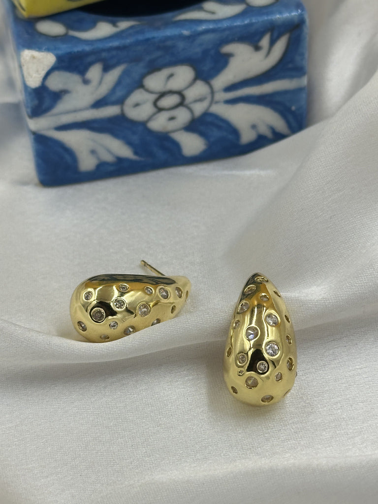 Stone embedded oval drops