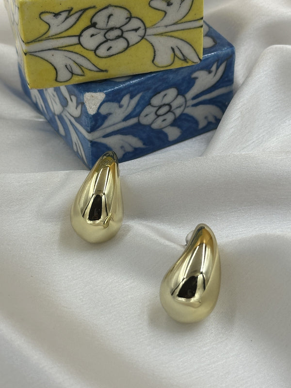 Large plain oval drops