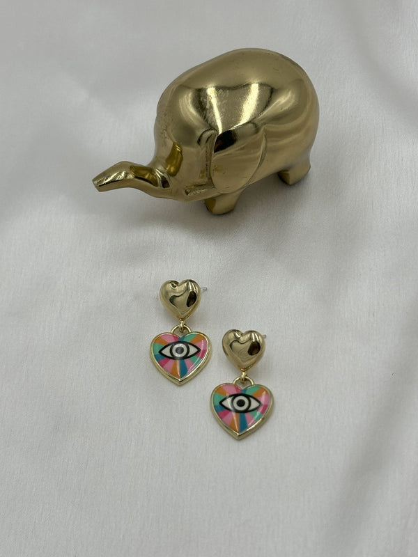 Little rainbow hearts