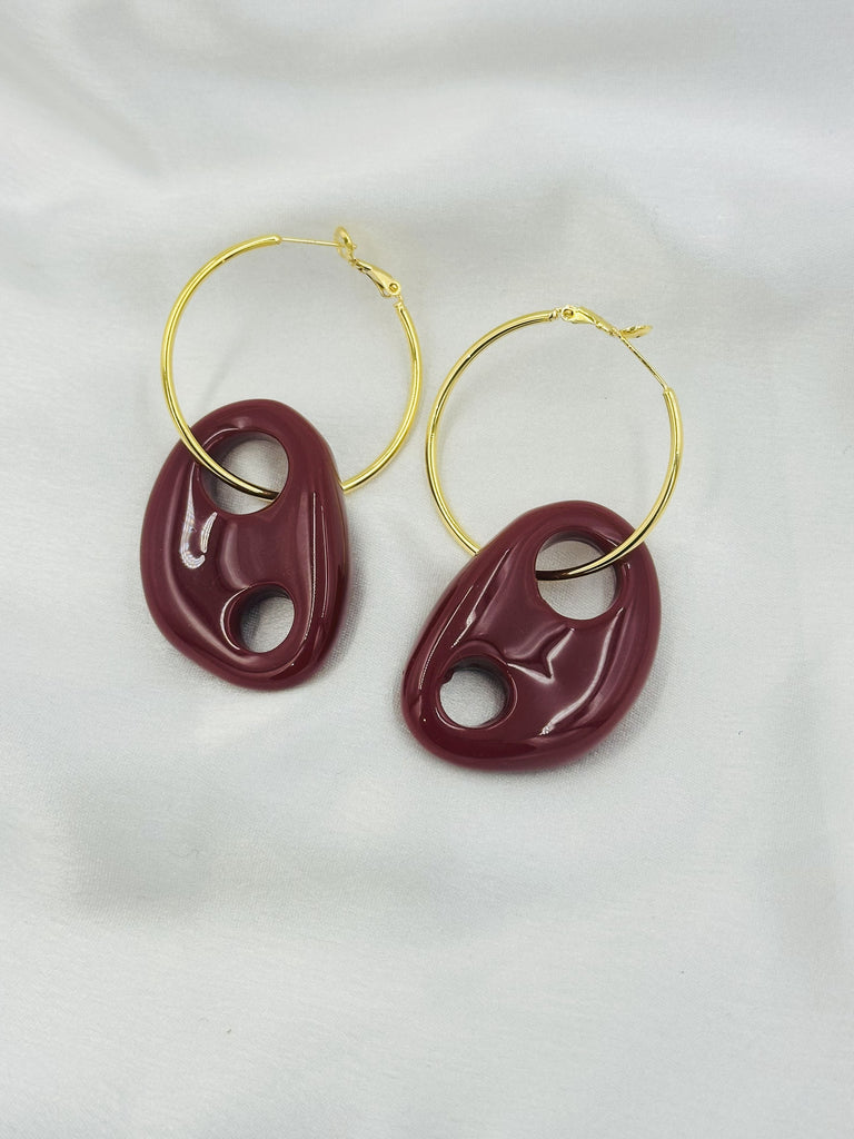 Red-enamel-hangings