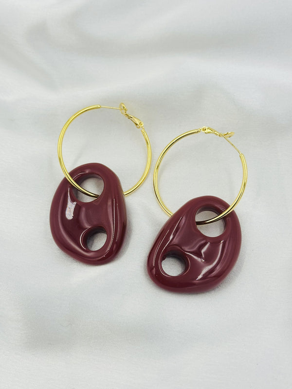 Red-enamel-hangings