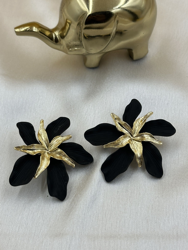 Light blue cute flowral earrings