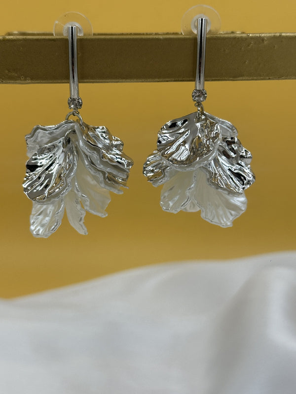 Silver and white flowral hangings