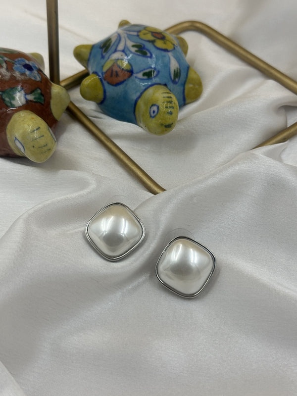 Silver pearl square studs