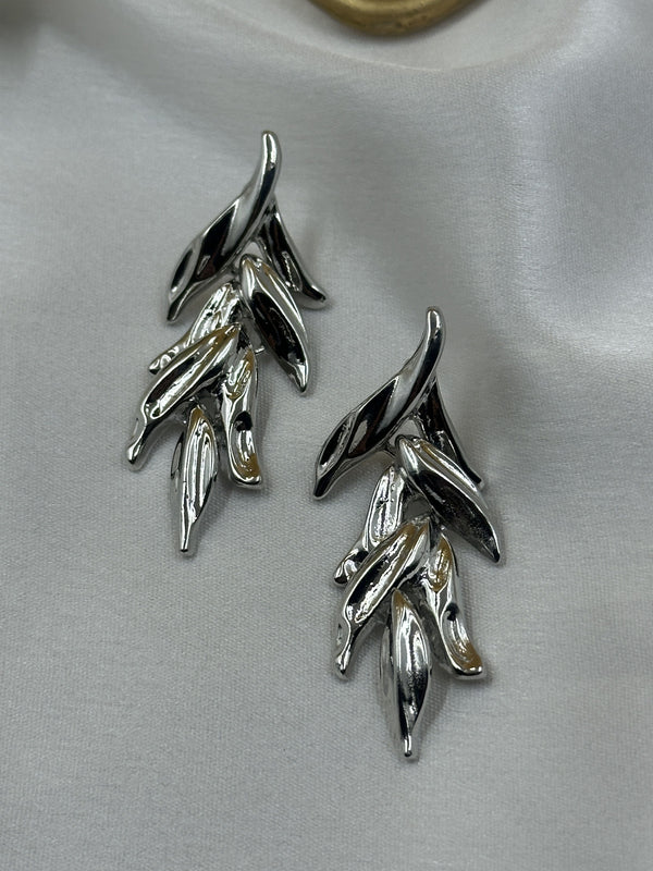 Pine leafy silver earrings