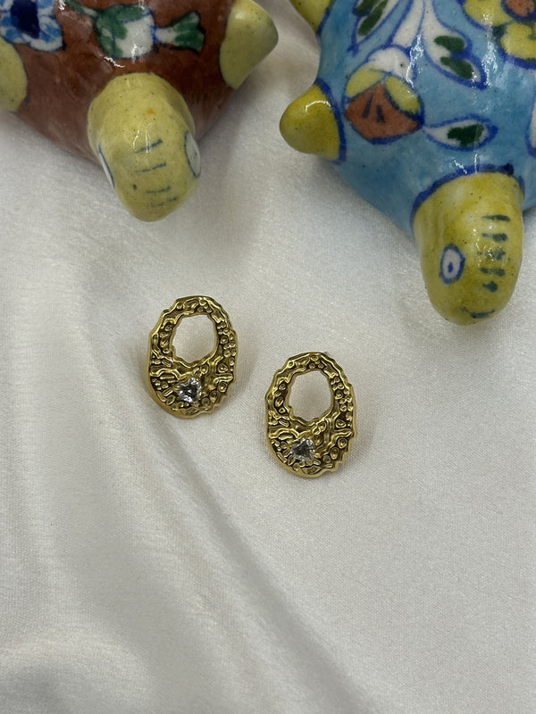 Hammered hollow chunky gold earrings