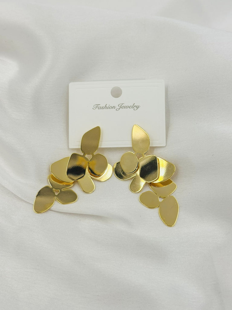 Most stylish chunky uneven earrings