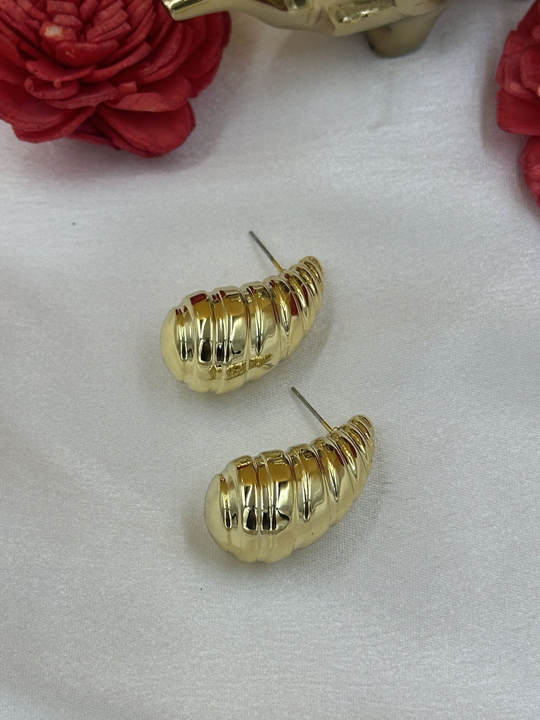 Textured shell earrings
