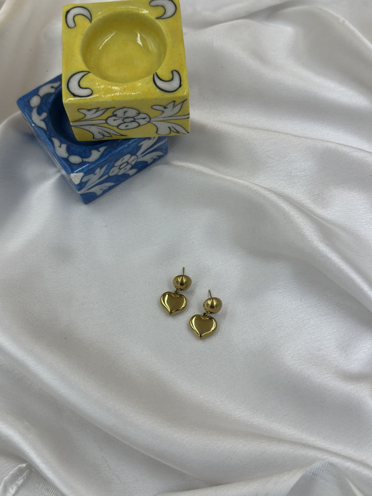 Tiny mini hearts