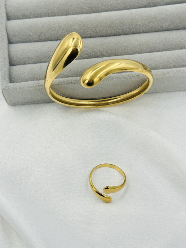 Up and down wave handcuff and ring combo