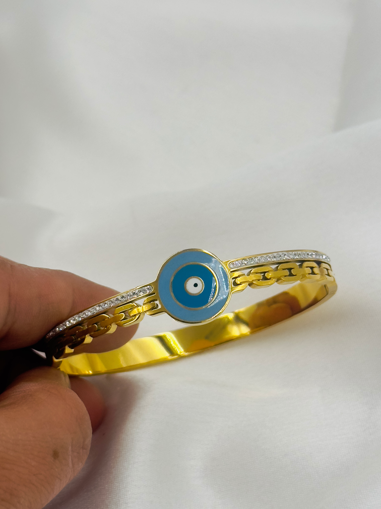 Glamourous evil eye kada