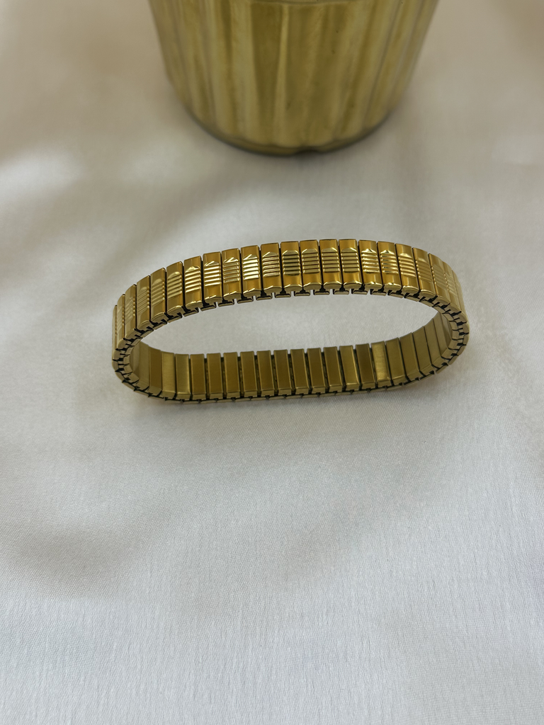Shiny stackable kada