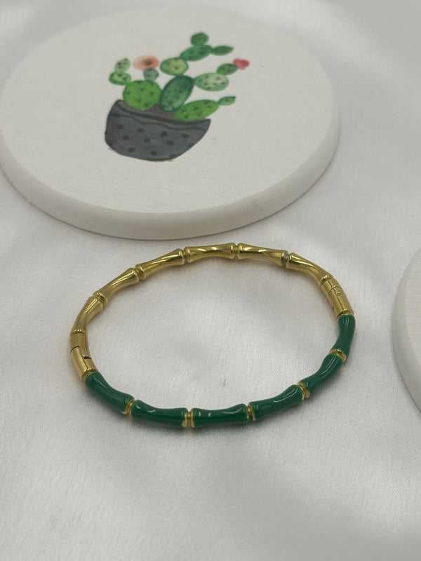 Green-bamboo-kada