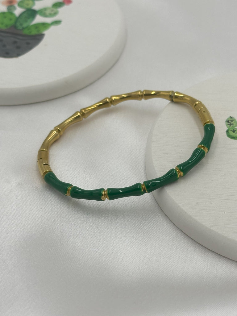 Green-bamboo-kada