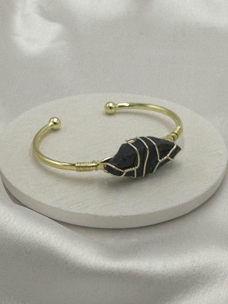 Black golden line kada