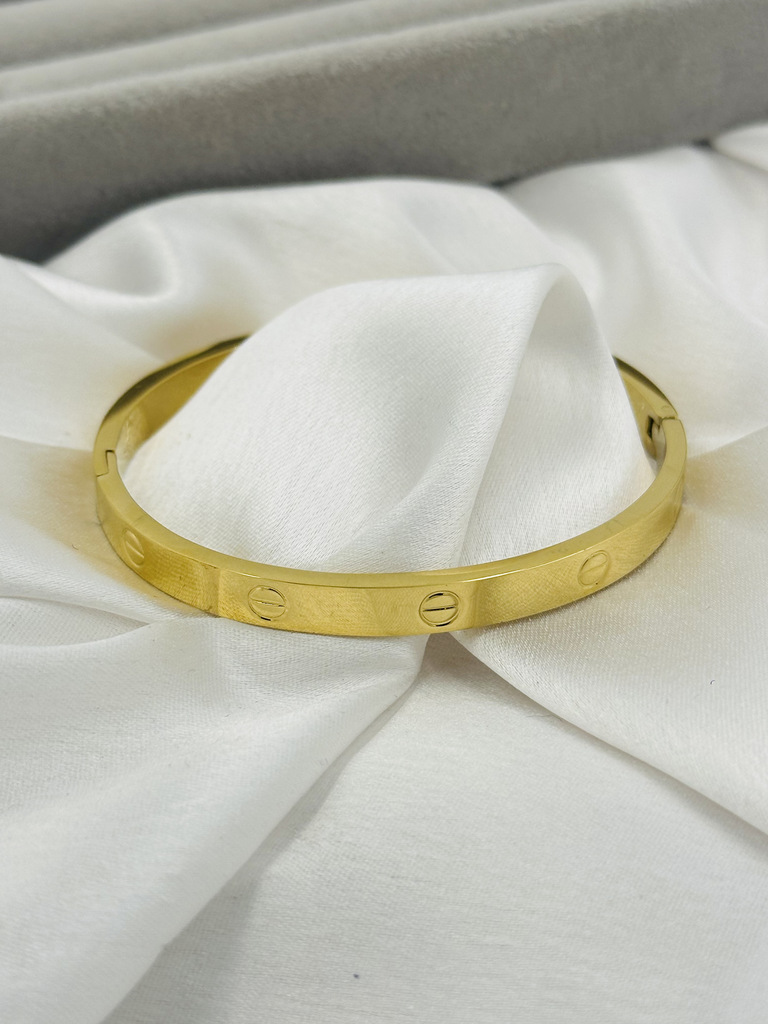 Chunky golden kada