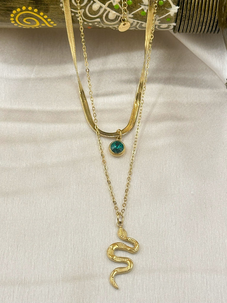 Emerald serpentine dual chain
