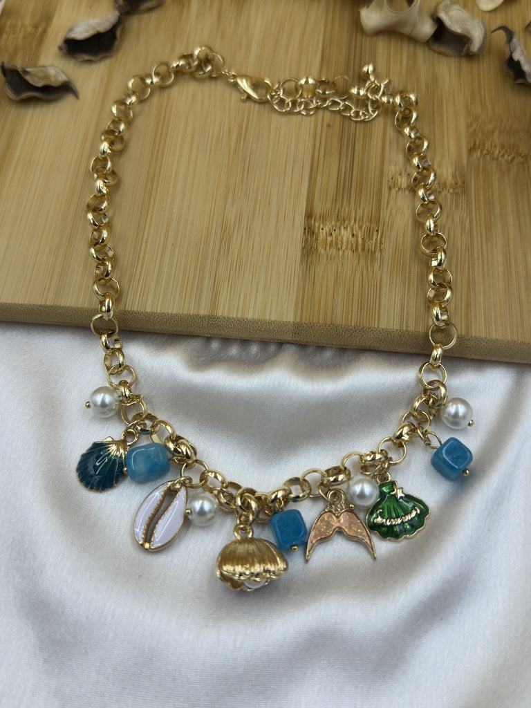 Beachy funky charms neckpiece