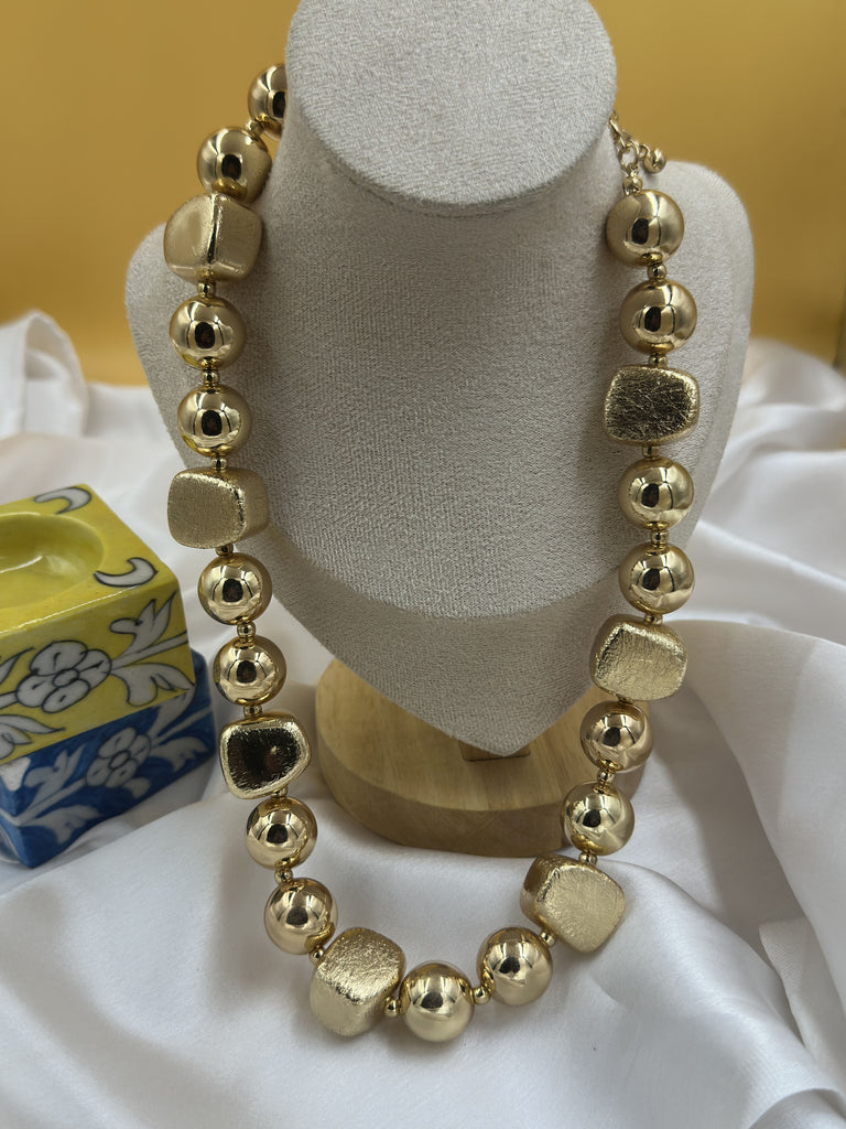 Solid bold chunky chain