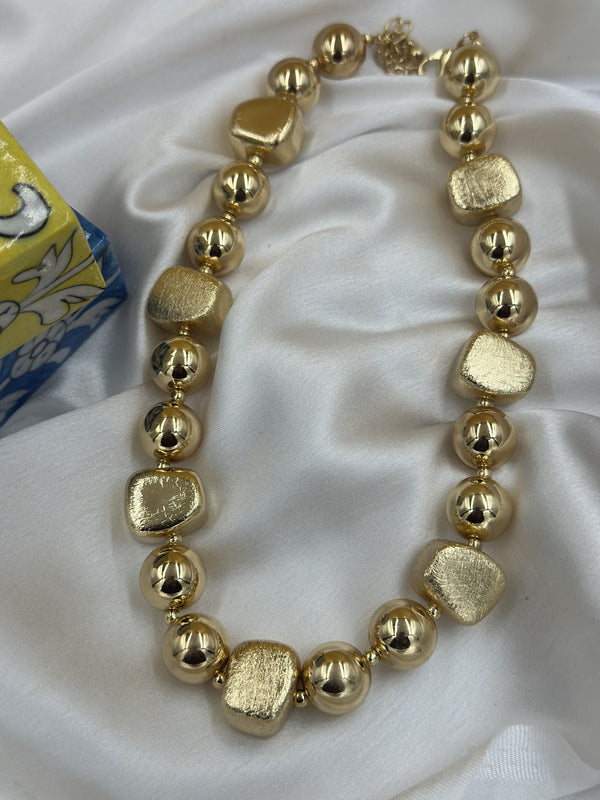 Solid bold chunky chain