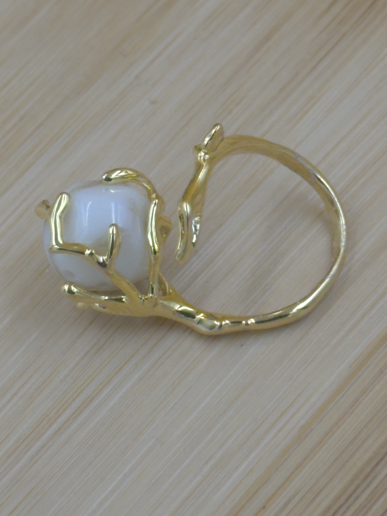 White pearl web ring