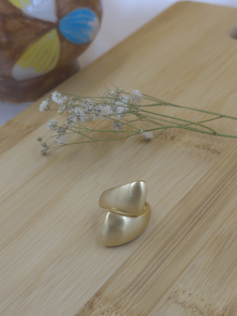 Matt gold up down ring