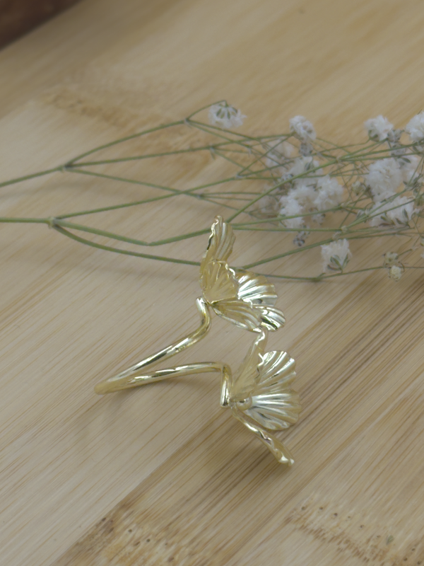 Flowral cocktail ring