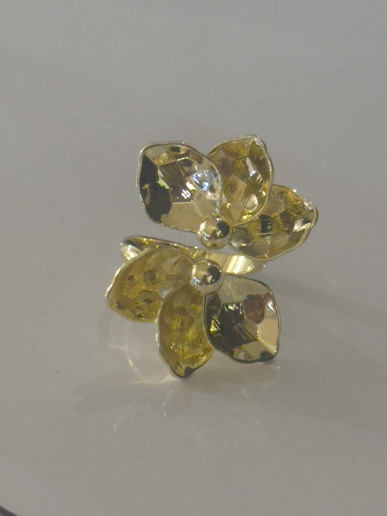 Textured funky flower ring