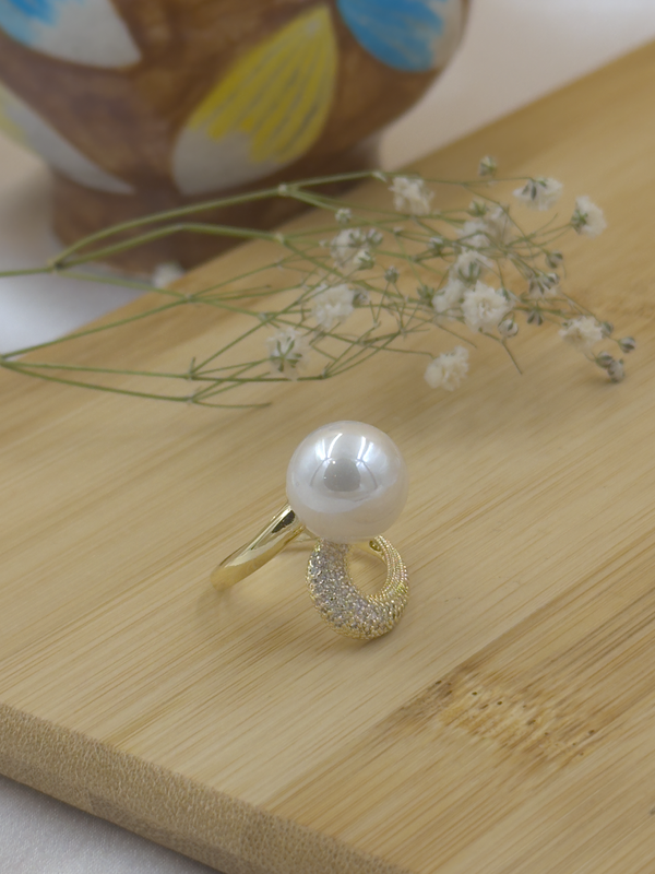 Pearl stone studded up down ring