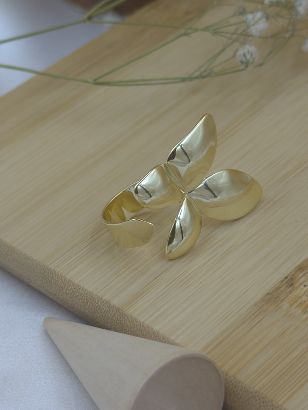 Butterfly cocktail ring