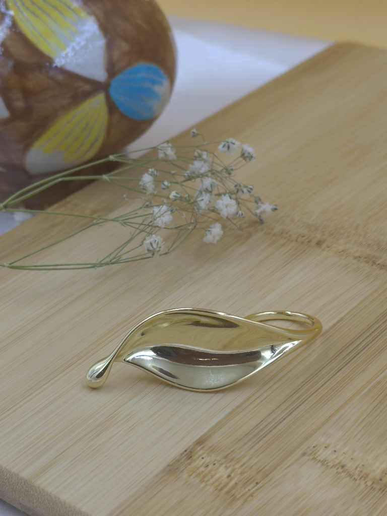 Chunky leaf two finger ring