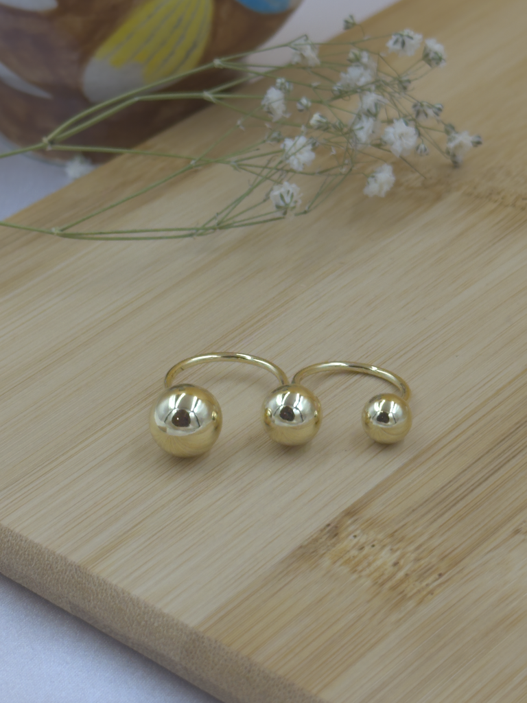 Cutest ball two finger ring