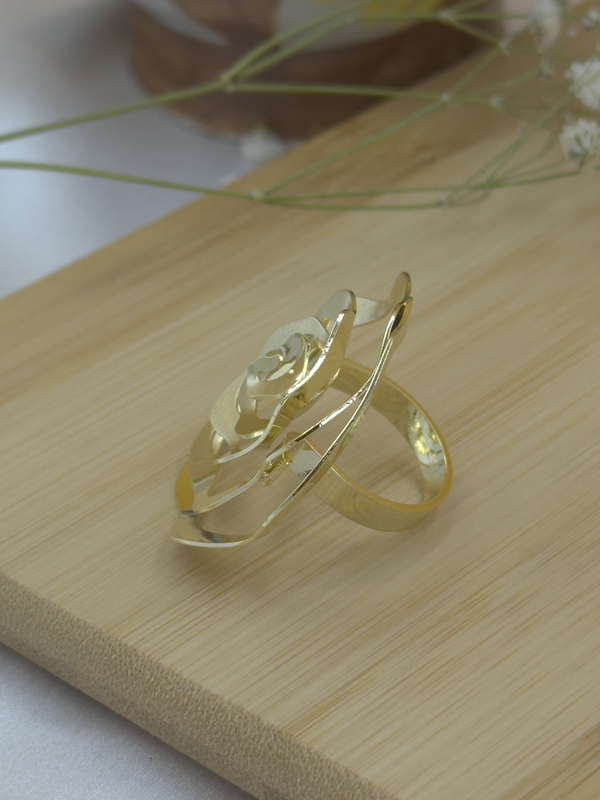 Large rose flowral ring